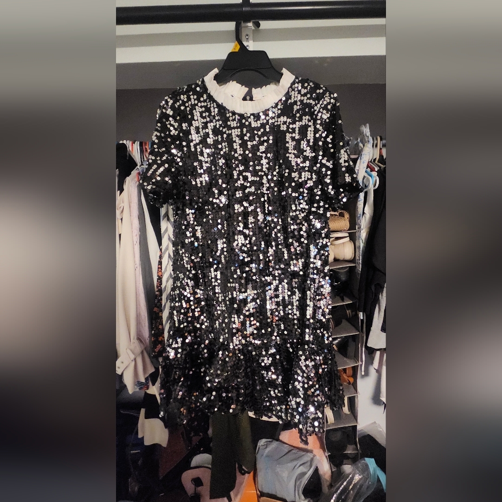 MELLODAY Black and Silver Sequin Mini Dress